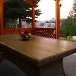 Town Center Apartman *